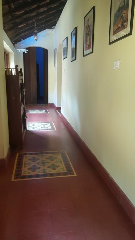 Casa Menezes - A Heritage Goan Homestay بامبوليم الغرفة الصورة