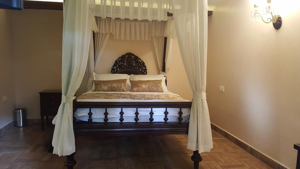Casa Menezes - A Heritage Goan Homestay بامبوليم الغرفة الصورة