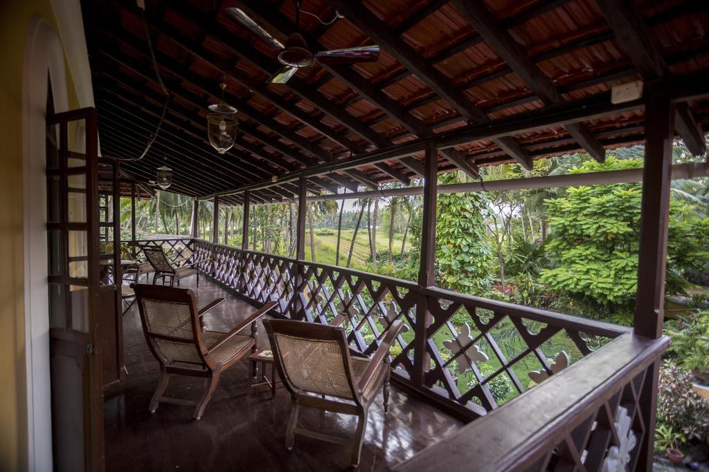 Casa Menezes - A Heritage Goan Homestay بامبوليم الغرفة الصورة