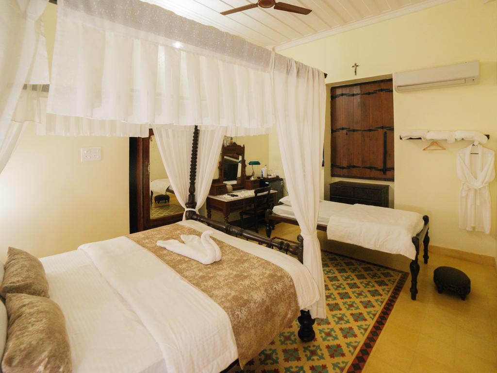 Casa Menezes - A Heritage Goan Homestay بامبوليم المظهر الخارجي الصورة