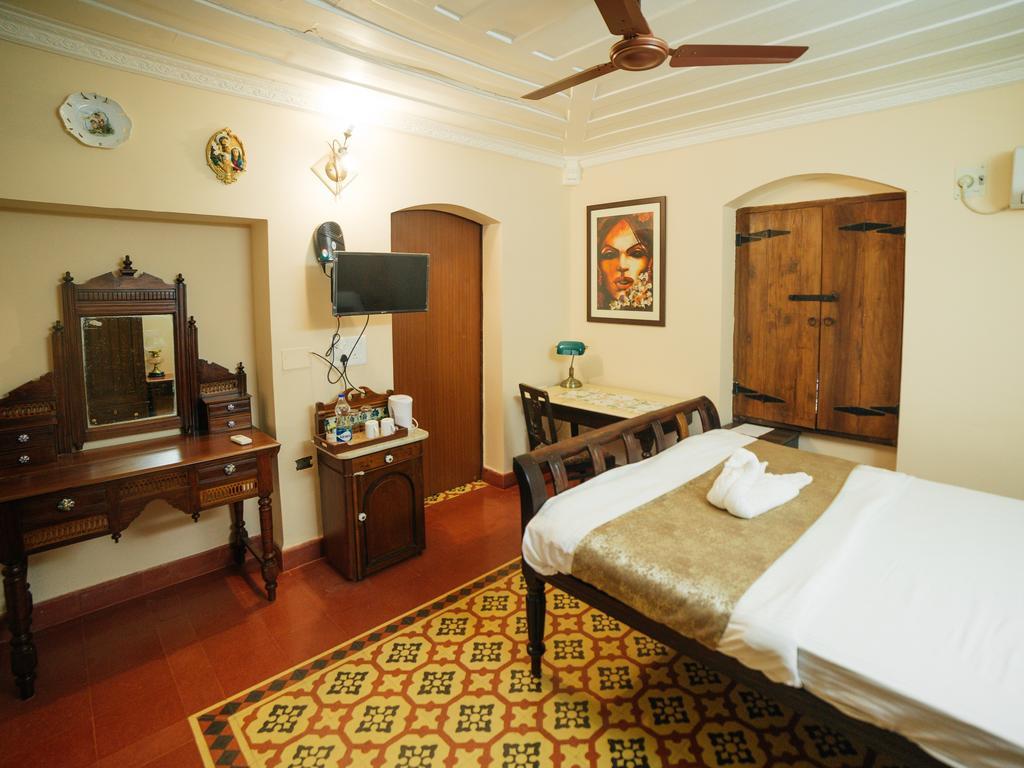 Casa Menezes - A Heritage Goan Homestay بامبوليم المظهر الخارجي الصورة