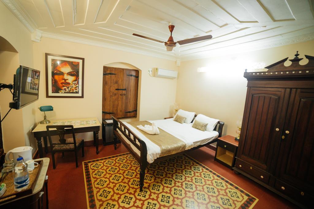 Casa Menezes - A Heritage Goan Homestay بامبوليم المظهر الخارجي الصورة