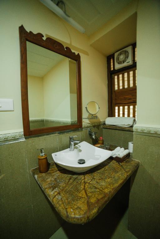 Casa Menezes - A Heritage Goan Homestay بامبوليم المظهر الخارجي الصورة